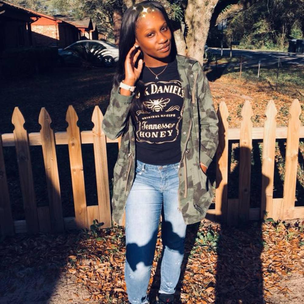 Meet your Posher, Asiah